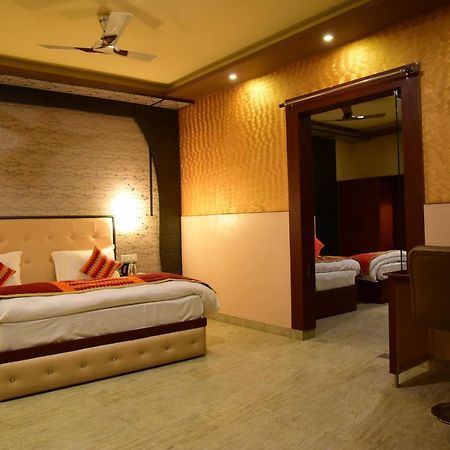 The Park Presidency Hotel Барели Экстерьер фото
