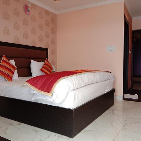 The Park Presidency Hotel Барели Экстерьер фото