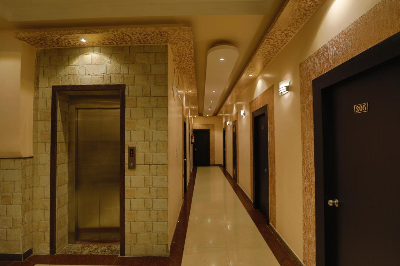 The Park Presidency Hotel Барели Экстерьер фото